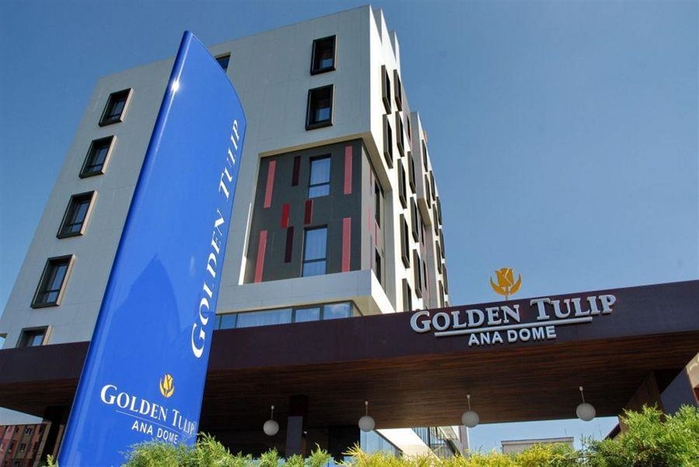 Golden Tulip Ana Dome Hotel Клуж-Напока Екстер'єр фото